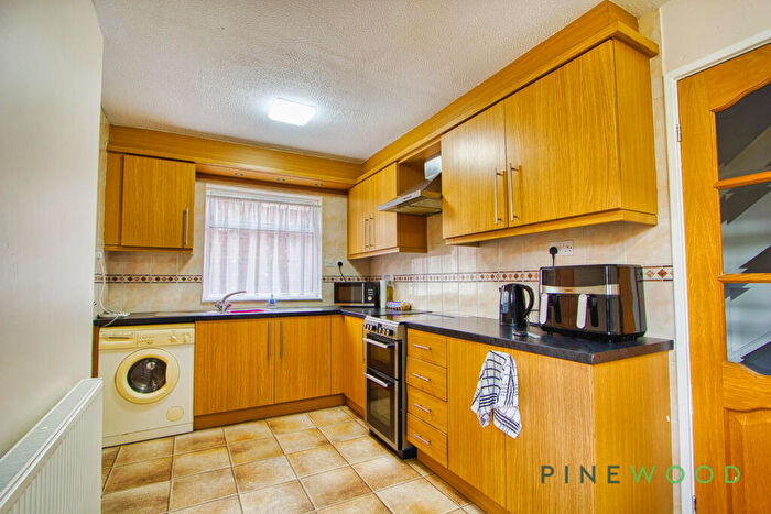 3 Bedroom Terraced House For Sale In Neasden Court, Westlands, Barrow Hill, Chesterfield, Derbyshire, S43
