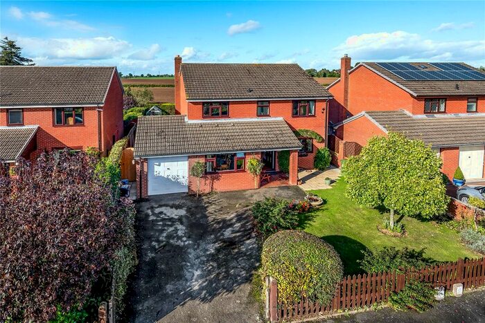 4 Bedroom Detached House For Sale In Westfields Close, Baschurch SY4