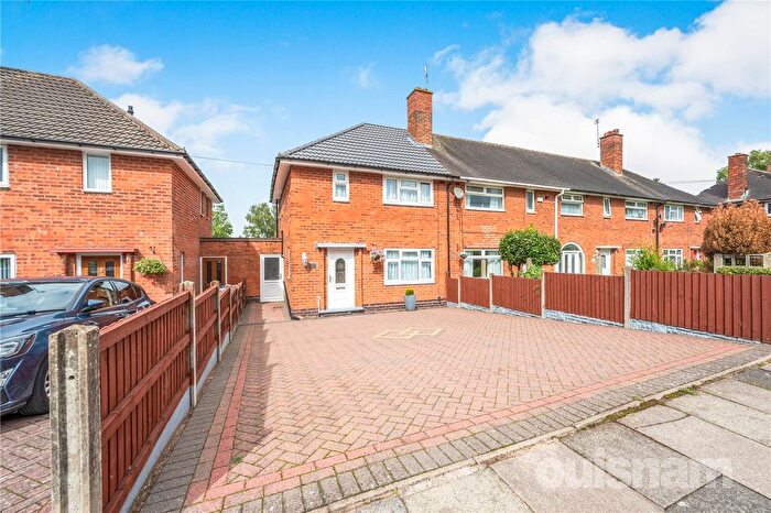 3 Bedroom End Of Terrace House For Sale In Fairfax Road, West Heath, Birmingham, B31