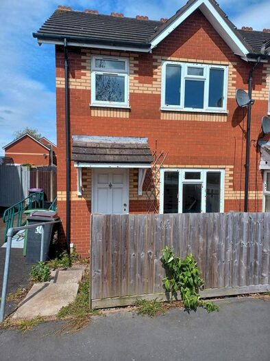 3 Bedroom Semi-Detached House To Rent In Sunningdale, Hadley, Telford, TF1
