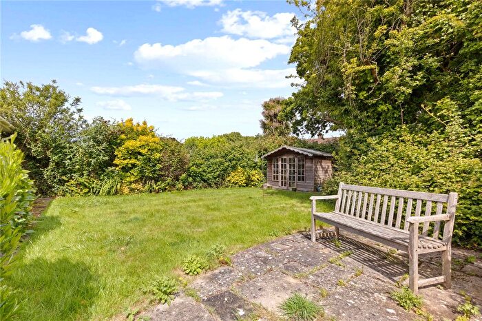 3 Bedroom Bungalow For Sale In Pescotts Close, Birdham, Chichester, West Sussex, PO20