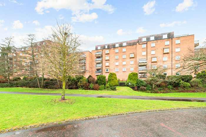 2 Bedroom Apartment For Sale In Park Manor, Crieff, PH7