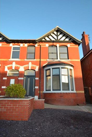 4 Bedroom Semi Detached House To Rent In Westcliffe Drive, FY3