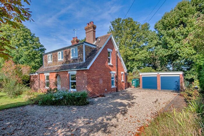 4 Bedroom Detached House For Sale In Dig Dog Lane, Frittenden, Kent, TN17
