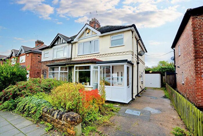 3 Bedroom Semi Detached House For Sale In Trevor Road, Beeston, Nottingham, NG9