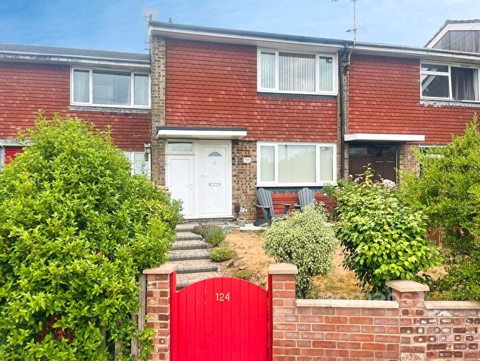 2 Bedroom Terraced House For Sale In Sandy Hill Road, Farnham, Surrey, GU9