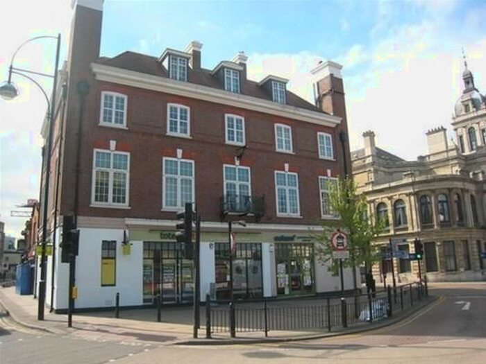 1 Bedroom Flat To Rent In Swan House, Stratford Broadway, London, E15