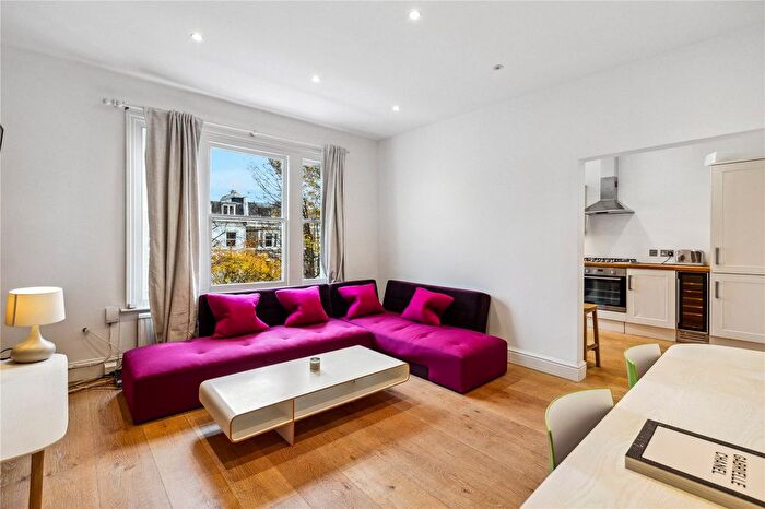 2 Bedroom Flat To Rent In Elsham Road, Holland Park, W14
