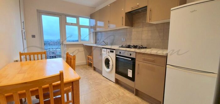 1 Bedroom Flat To Rent In Rosebank Way, Acton, W3