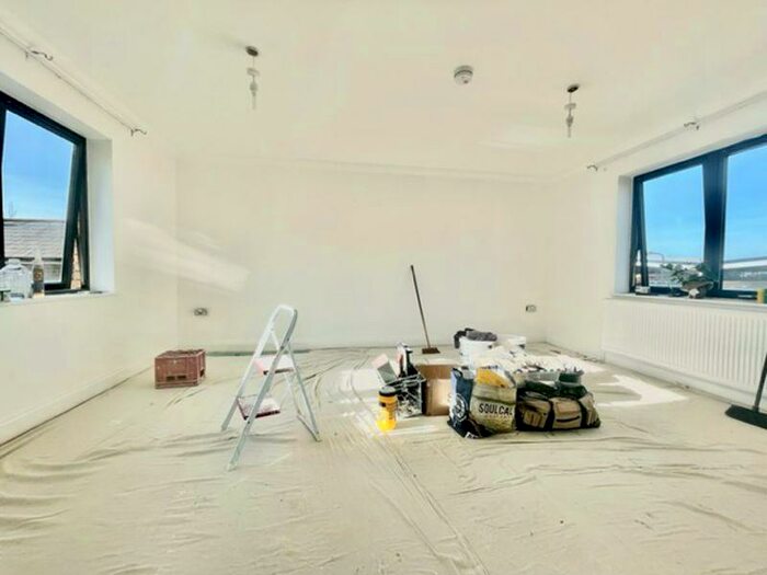 1 Bedroom Flat To Rent In Curve Court, E17