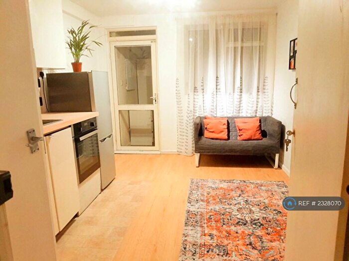 1 Bedroom Flat To Rent In London, London, NW9