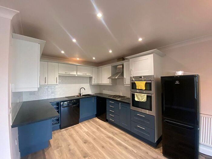 4 Bedroom Property To Rent In Andrewartha Road, Penryn, TR10