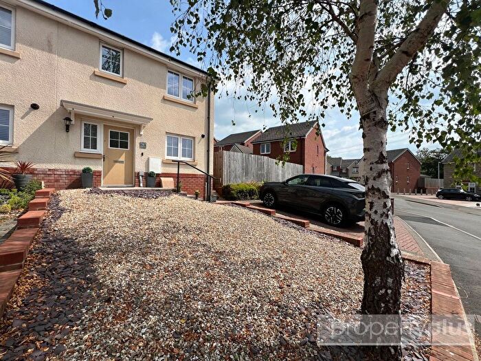 2 Bedroom Semi-Detached House For Sale In Highfields, Tonyrefail, Porth, CF39