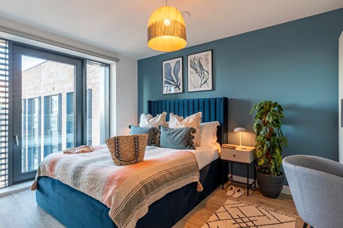 2 Bedroom Flat To Rent In Flat, Pall Mall, Liverpool, Merseyside, L3