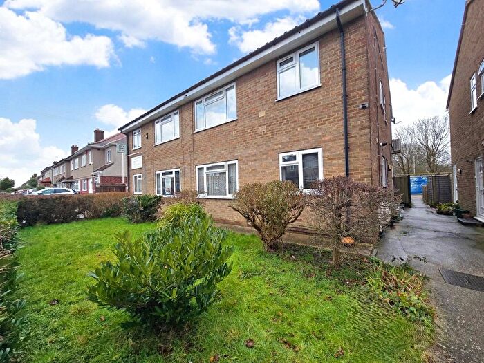 2 Bedroom Semi-Detached House To Rent In Grosvenor Avenue, Hayes, Greater London, UB4