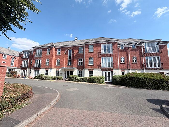 2 Bedroom Flat For Sale In Bosworth House, Hinckley, LE10