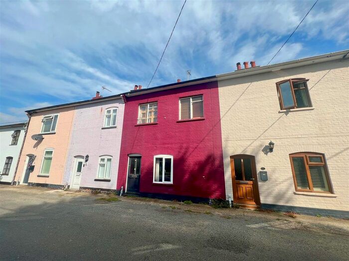 3 Bedroom Terraced House For Sale In Long Thurlow Row, Badwell Ash, Bury St. Edmunds, IP31
