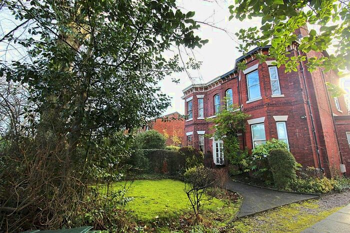 1 Bedroom Flat To Rent In Victoria Grove, Heaton Chapel, Stockport SK4