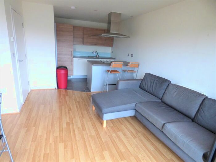 1 Bedroom Flat To Rent In Windsor Court, Mostyn Grove, Bow, E3