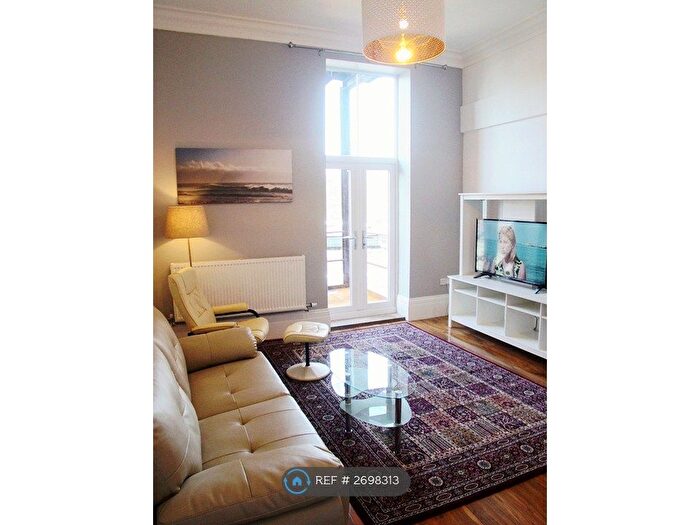 2 Bedroom Flat To Rent In Hull Marina, Hull, HU1