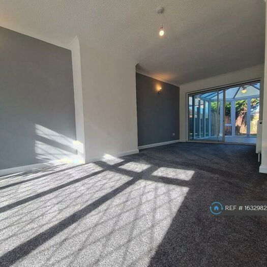 3 Bedroom Semi-Detached House To Rent In Macgregor Crescent, Tamworth, B77