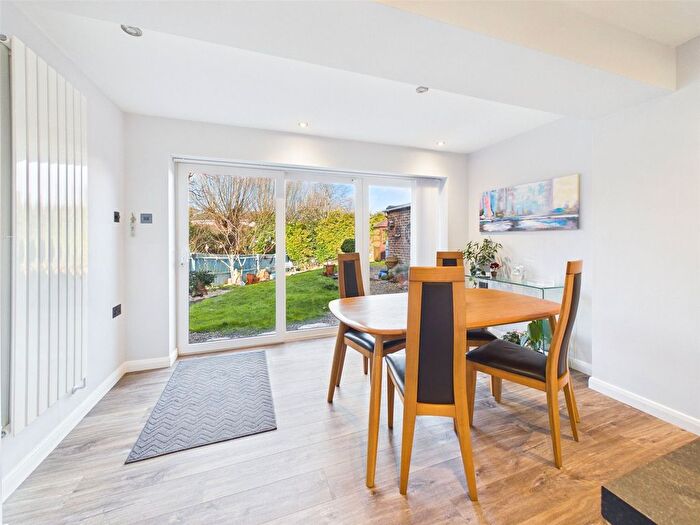 3 Bedroom Detached House For Sale In Merestones Drive, Cheltenham, Gloucestershire, GL50