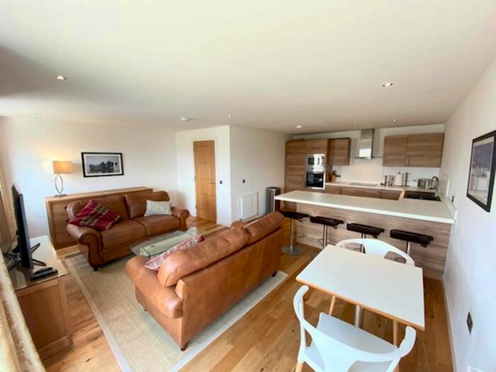 2 Bedroom Flat To Rent In Ashley Lodge, Second Floor, AB10