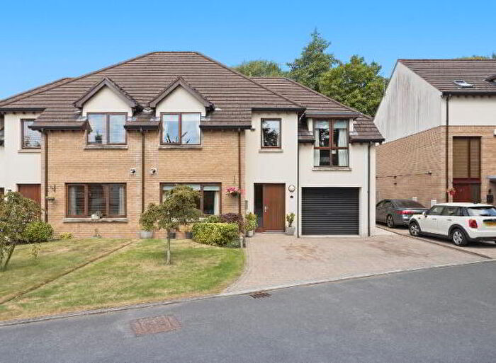 4 Bedroom Semi-Detached House For Sale In Knockvale Grove, Belfast, BT5