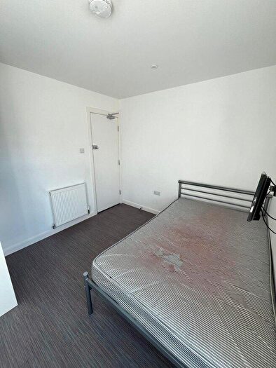 4 Bedroom Flat To Rent In Watford Street, ST4