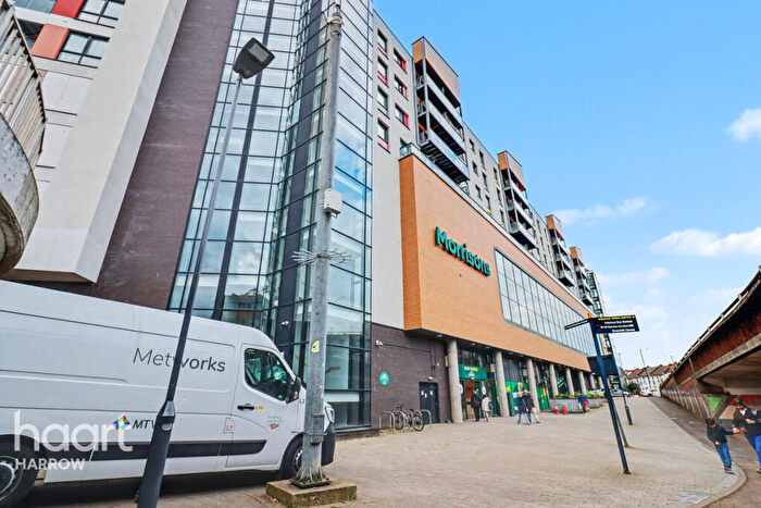 1 Bedroom Apartment For Sale In Pinner Road, Harrow, HA1