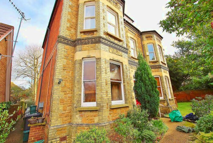 2 Bedroom Apartment To Rent In Sydney Road, Guildford, Surrey, GU1