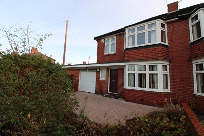 3 Bedroom Semi-Detached House For Sale In Teviotdale Gardens, High Heaton, Newcastle Upon Tyne, NE7