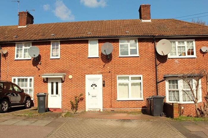 3 Bedroom Terraced House For Sale In Sedgehill Road, London, SE6