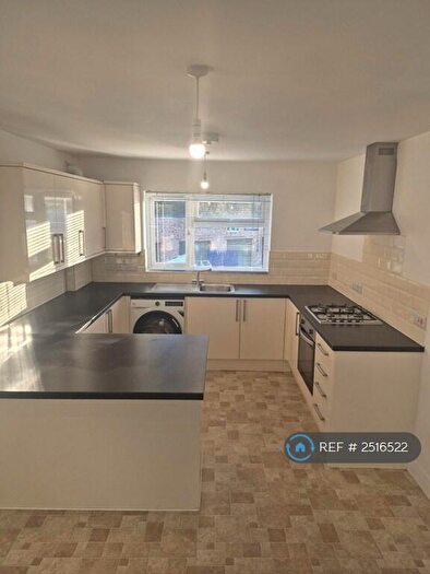 2 Bedroom Flat To Rent In Ann Margaret Court, Southampton, SO19