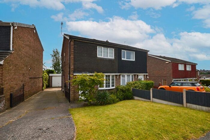 2 Bedroom House To Rent In Holyrood Rise, Bramley, S66