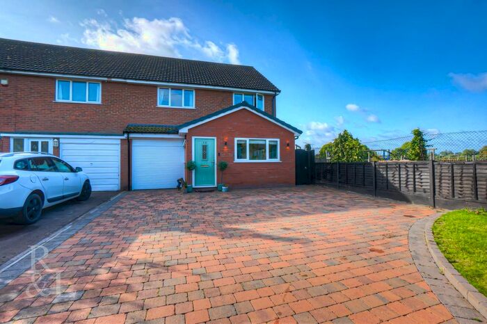 3 Bedroom Semi-Detached House For Sale In Bowleys Lane, Appleby Magna, Swadlincote, DE12