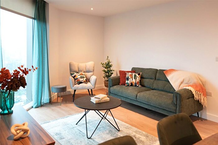 2 Bedroom Flat To Rent In Dantzic Street, Park View, Manchester, M4