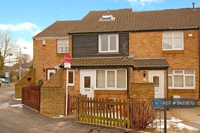 4 Bedroom Terraced House To Rent In Danescombe, London, SE12