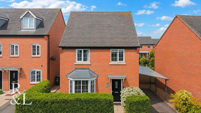 4 Bedroom Detached House For Sale In Stoneyford Road, Overseal, DE12