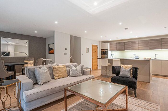 3 Bedroom Flat To Rent In Hampstead, Hampstead, London, NW3