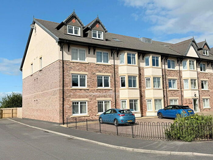 2 Bedroom Flat For Sale In Willow Place, Parkland Drive, Carlisle, CA1