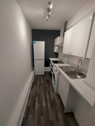 Studio To Rent In Sprowston Road, Norwich, NR3