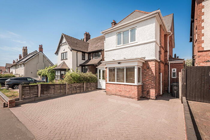 3 Bedroom Detached House For Sale In Jockey Road, Sutton Coldfield, B73
