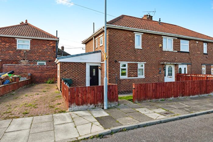 3 Bedroom Semi-Detached House For Sale In Kirkland Walk, Middlesbrough, TS3