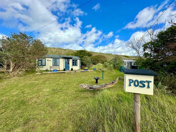 2 Bedroom Detached Bungalow For Sale In The Marrams, Sea Palling, NR12