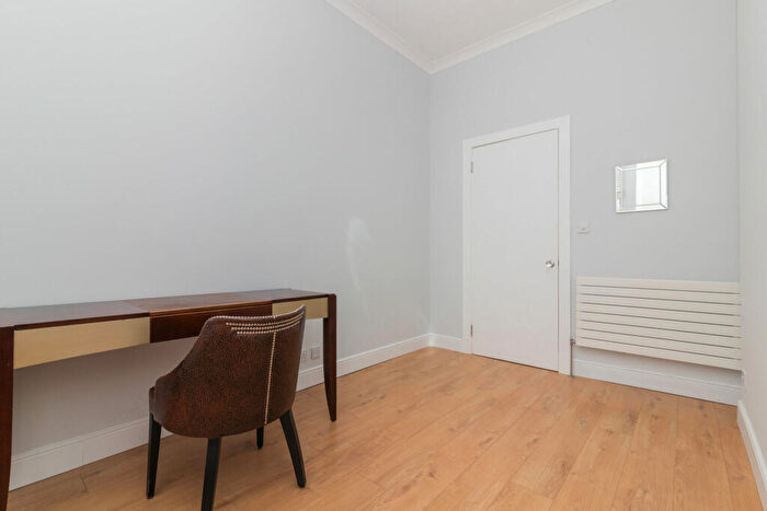 2 Bedroom Apartment To Rent In St Vincent Crescent, Finnieston, Glasgow, G3