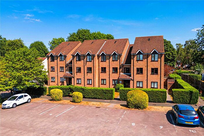 1 Bedroom Flat To Rent In Danziger Way, Borehamwood, Hertfordshire, WD6