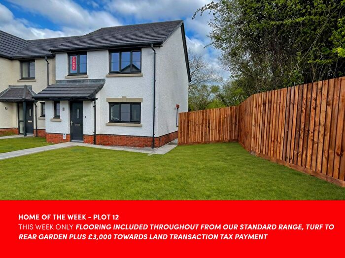 3 Bedroom Detached House For Sale In Ffordd May Prosser, Govilon, NP7
