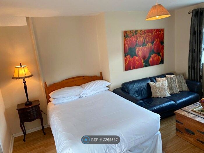 Studio To Rent In Cambridge, Cambridge, CB1