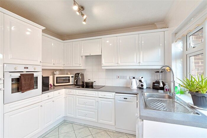 3 Bedroom Terraced House For Sale In Rotherfield Crescent, Hollingbury, Brighton, East Sussex, BN1
